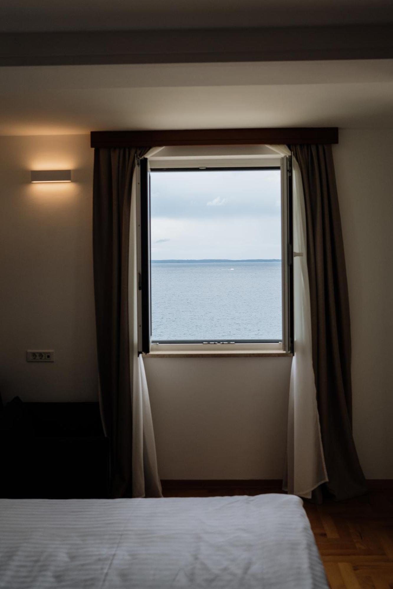 Apartmaji Punta Apartamento Veli Lošinj Exterior foto